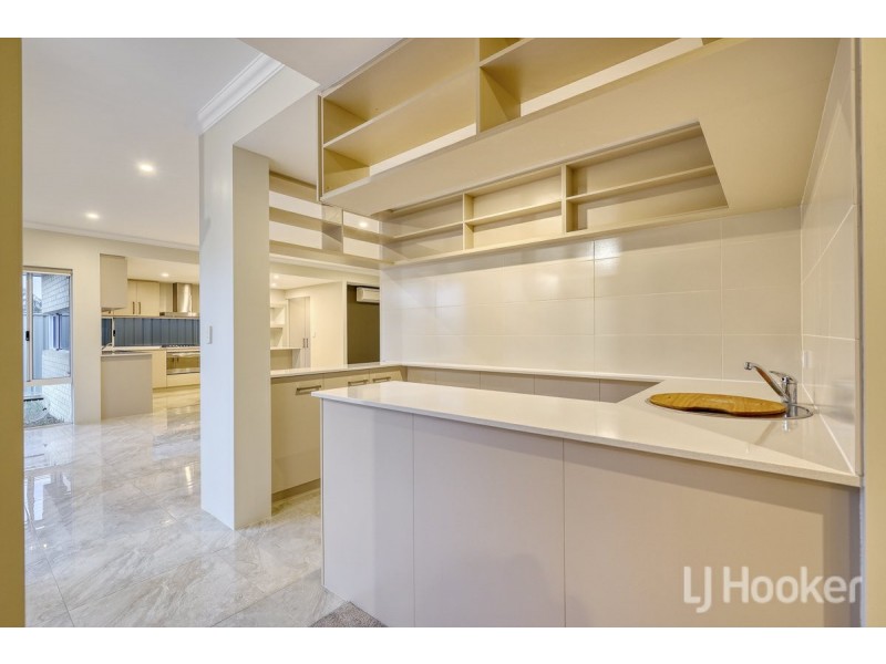 7 Summerhome Parade, Yanchep WA 6035