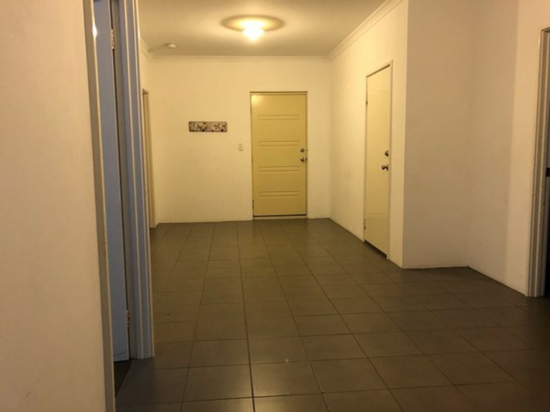 15 Llewellyn Drive, Two Rocks WA 6037