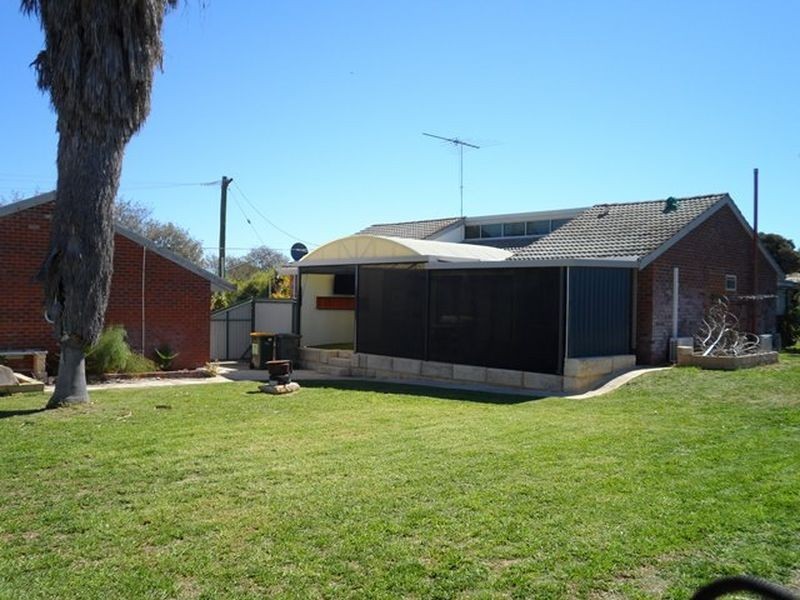 3 Pirra Court, Two Rocks WA 6037