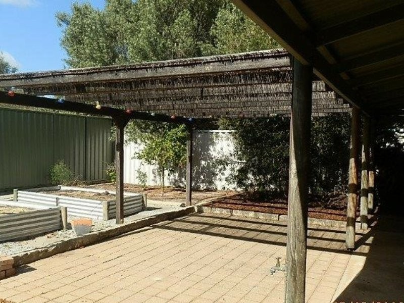 14 Newman Road, Yanchep WA 6035