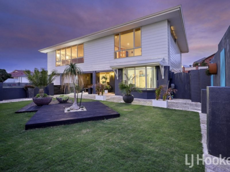 5 Harlequin Way, Yanchep WA 6035