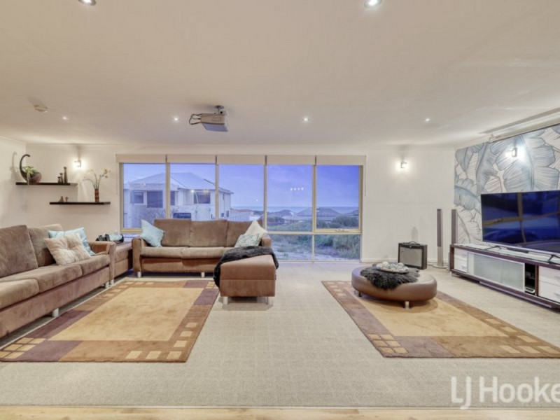 5 Harlequin Way, Yanchep WA 6035