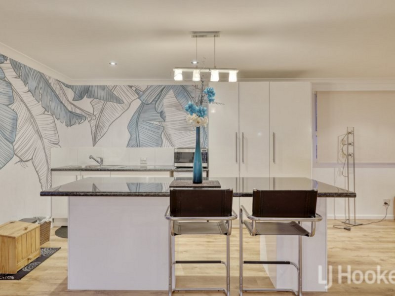 5 Harlequin Way, Yanchep WA 6035