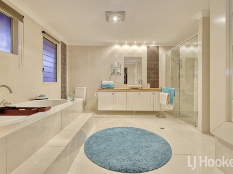 5 Harlequin Way, Yanchep WA 6035