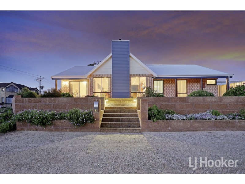 2 Oldham Way, Yanchep WA 6035