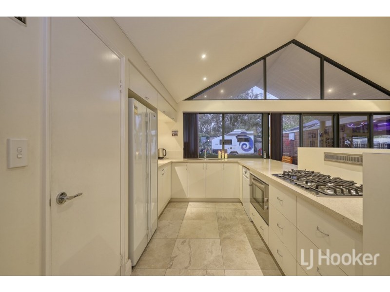 2 Oldham Way, Yanchep WA 6035