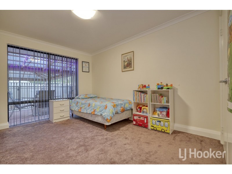 2 Oldham Way, Yanchep WA 6035