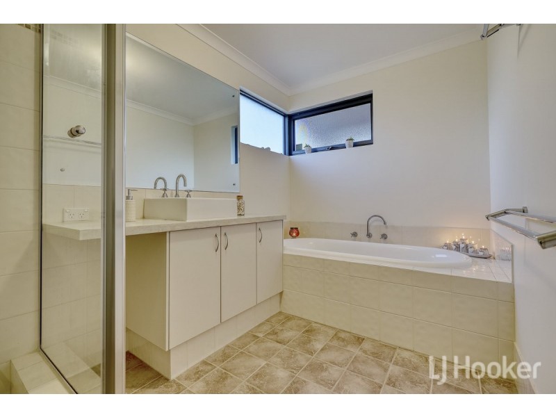 2 Oldham Way, Yanchep WA 6035