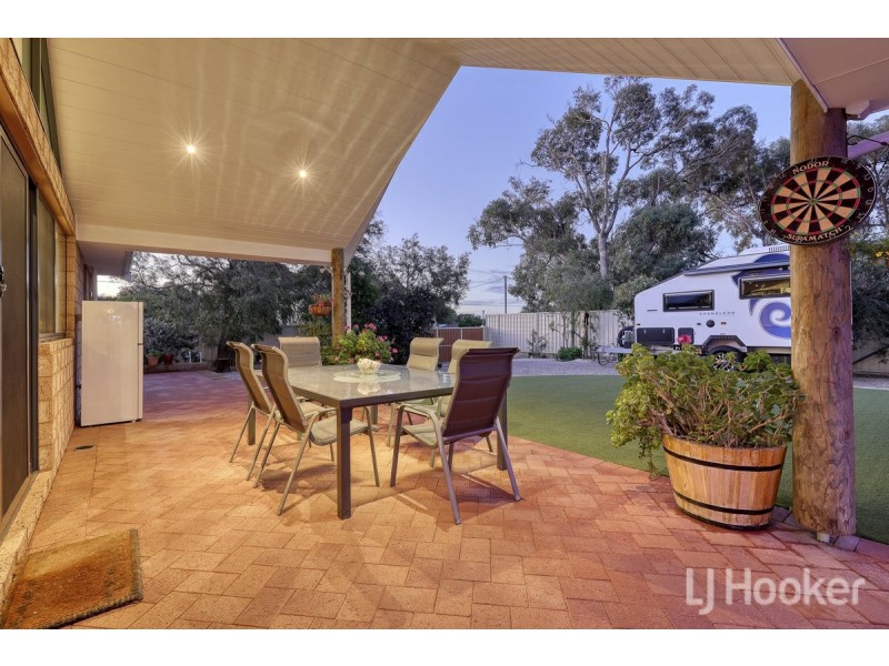 2 Oldham Way, Yanchep WA 6035