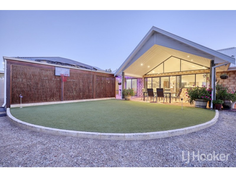 2 Oldham Way, Yanchep WA 6035