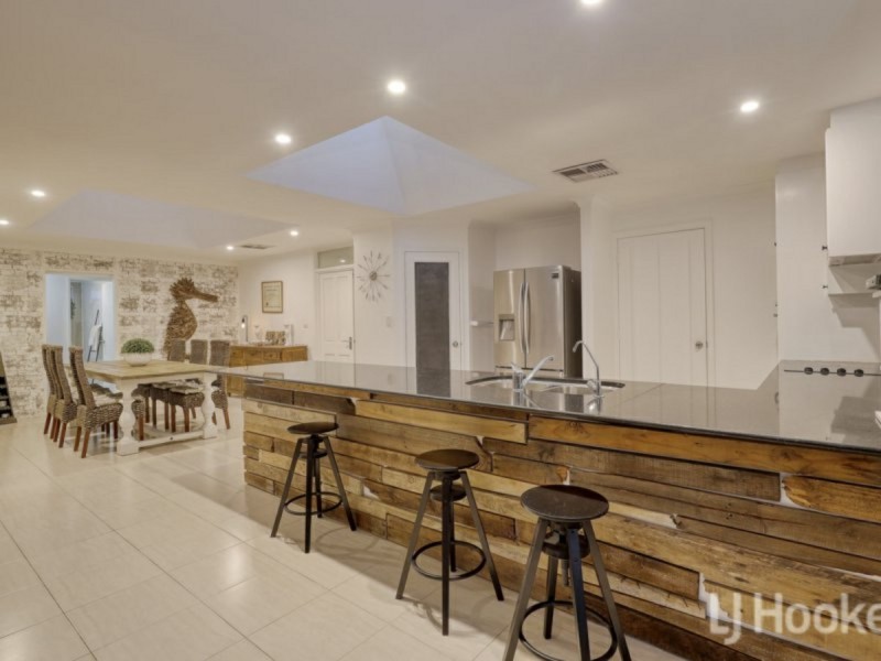 4 Tarwhine Turn, Yanchep WA 6035