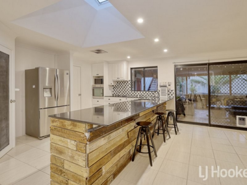 4 Tarwhine Turn, Yanchep WA 6035