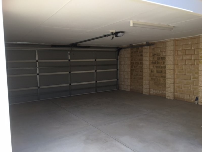 13 Dunk Street, Yanchep WA 6035