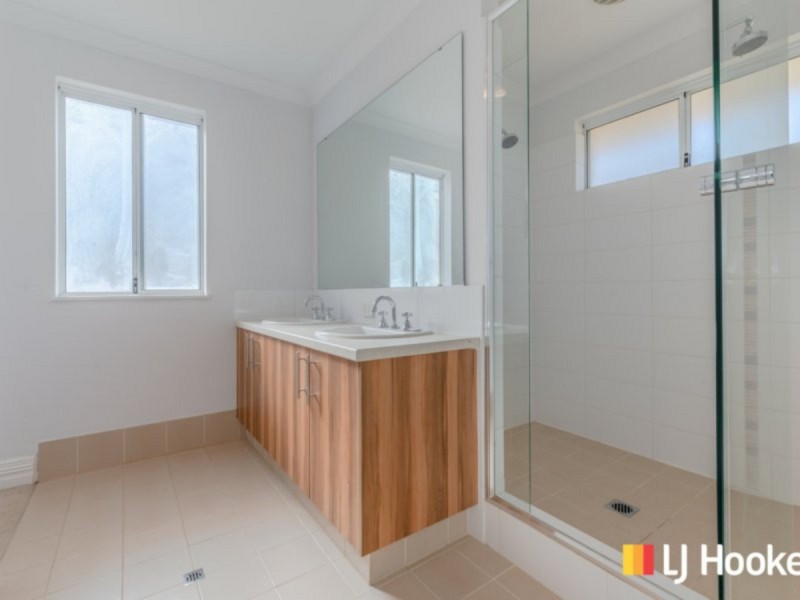 2 Elderberry Link, Two Rocks WA 6037