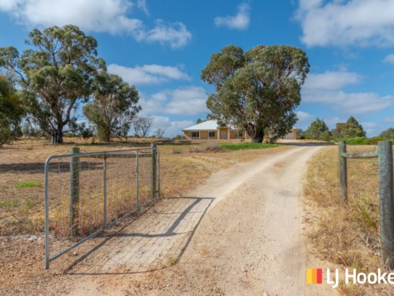 2 Elderberry Link, Two Rocks WA 6037