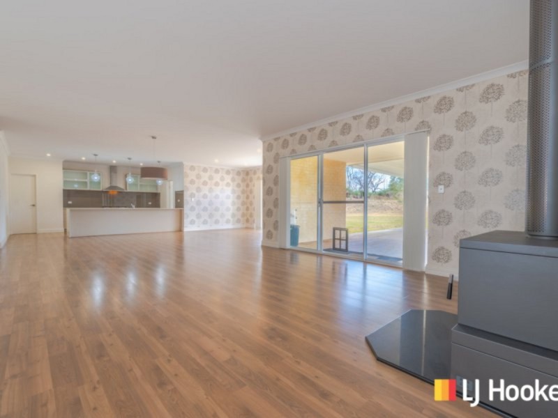 2 Elderberry Link, Two Rocks WA 6037