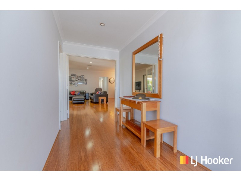 4 Leeway Loop, Alkimos WA 6038