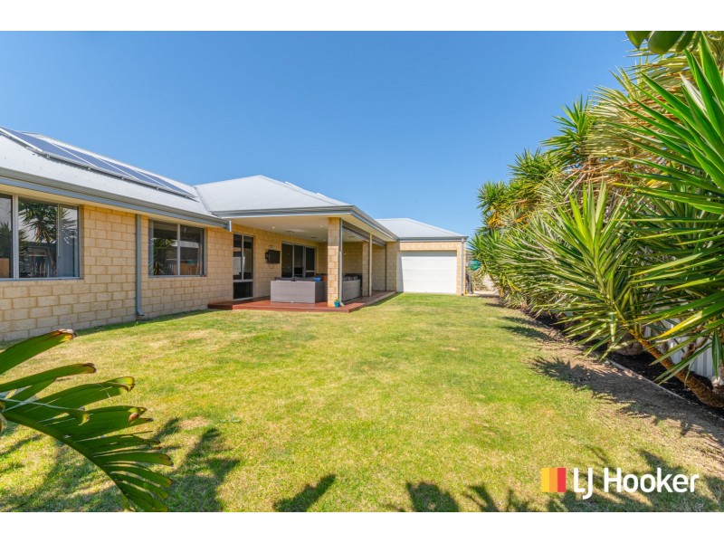 4 Leeway Loop, Alkimos WA 6038