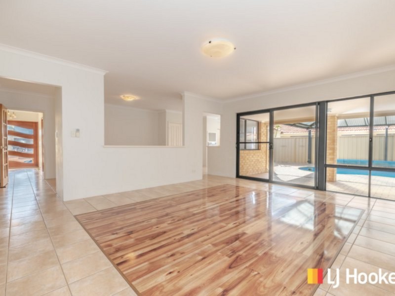 19 Harlequin Way, Yanchep WA 6035