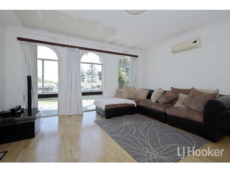 7 Mitchell Place, Two Rocks WA 6037