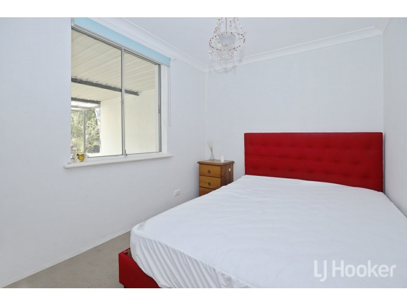 7 Mitchell Place, Two Rocks WA 6037