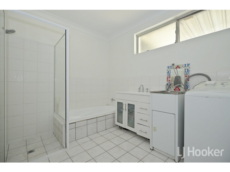 7 Mitchell Place, Two Rocks WA 6037