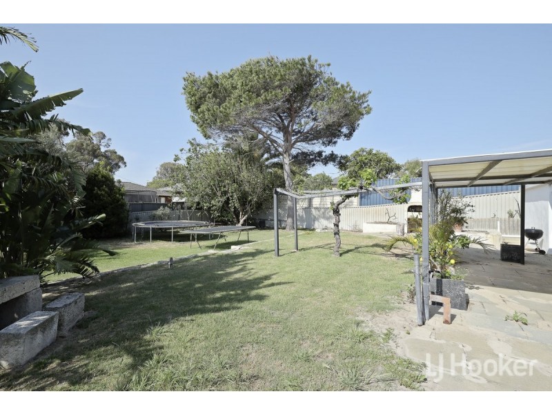 7 Mitchell Place, Two Rocks WA 6037