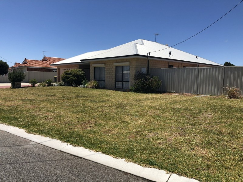 8 Mousehole Crescent, Yanchep WA 6035