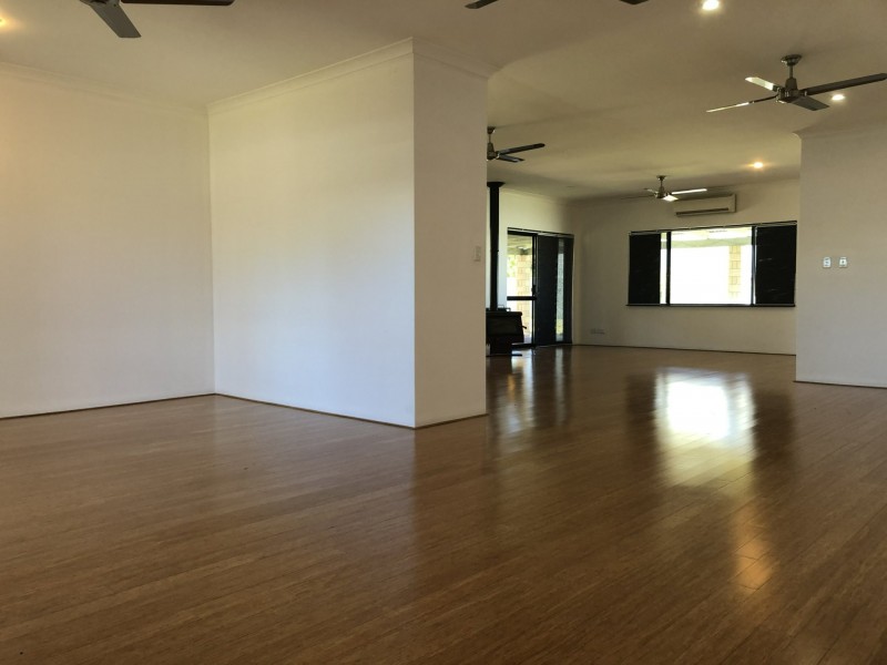 8 Mousehole Crescent, Yanchep WA 6035