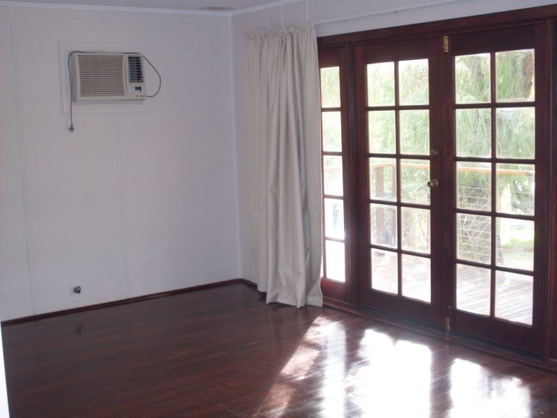 3 Walker Street, Yanchep WA 6035