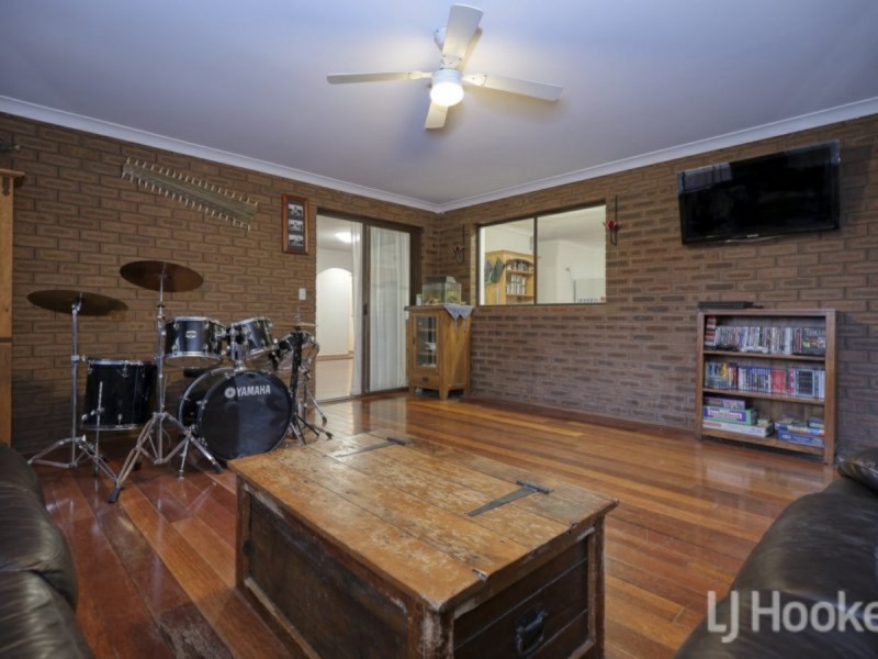 53 St Ives Drive, Yanchep WA 6035