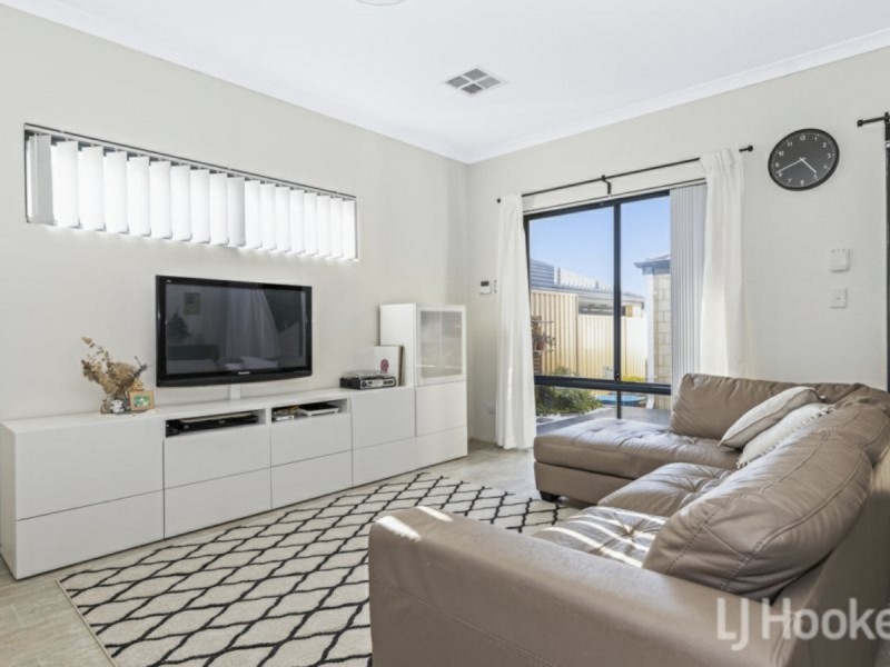 41 Randstone Parade, Butler WA 6036