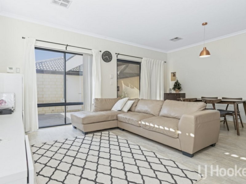 41 Randstone Parade, Butler WA 6036