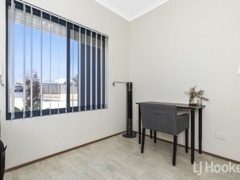 41 Randstone Parade, Butler WA 6036