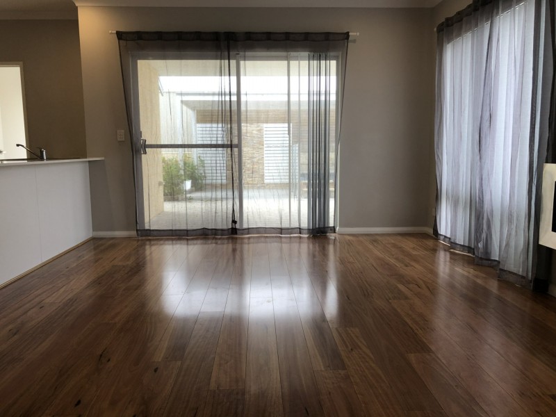 6 Summerhome Parade, Yanchep WA 6035