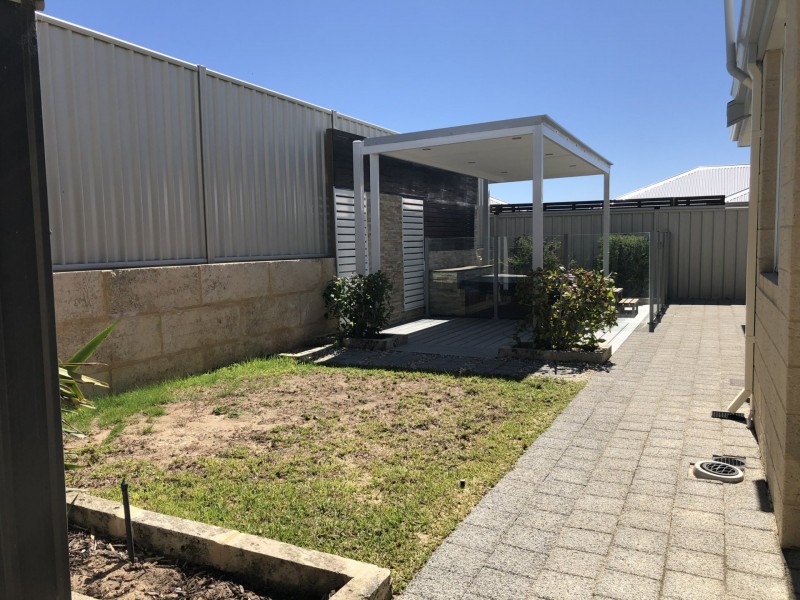 6 Summerhome Parade, Yanchep WA 6035