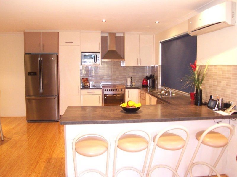 6 Intrepid Court, Yanchep WA 6035