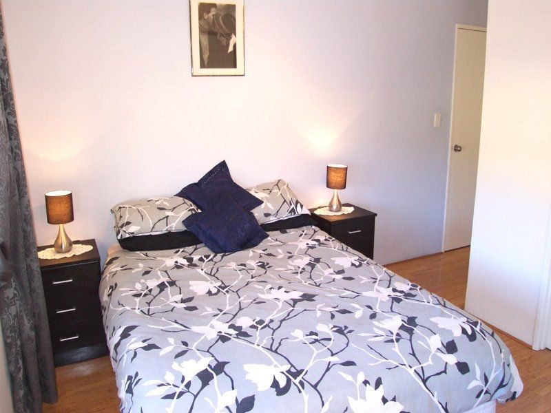 6 Intrepid Court, Yanchep WA 6035