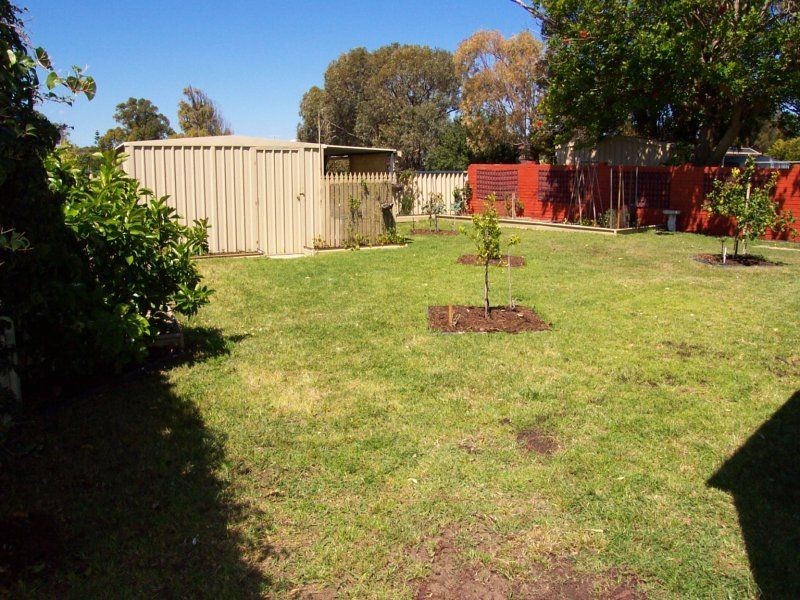 6 Intrepid Court, Yanchep WA 6035