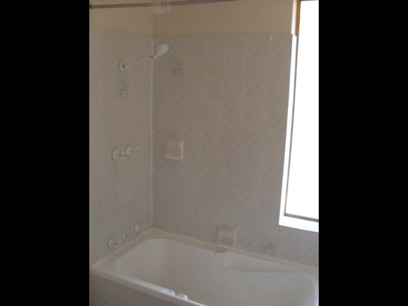 102 Whitfield Drive, Two Rocks WA 6037