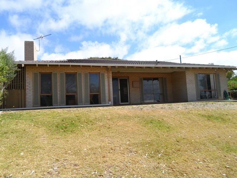 15 Hutt Court, Two Rocks WA 6037