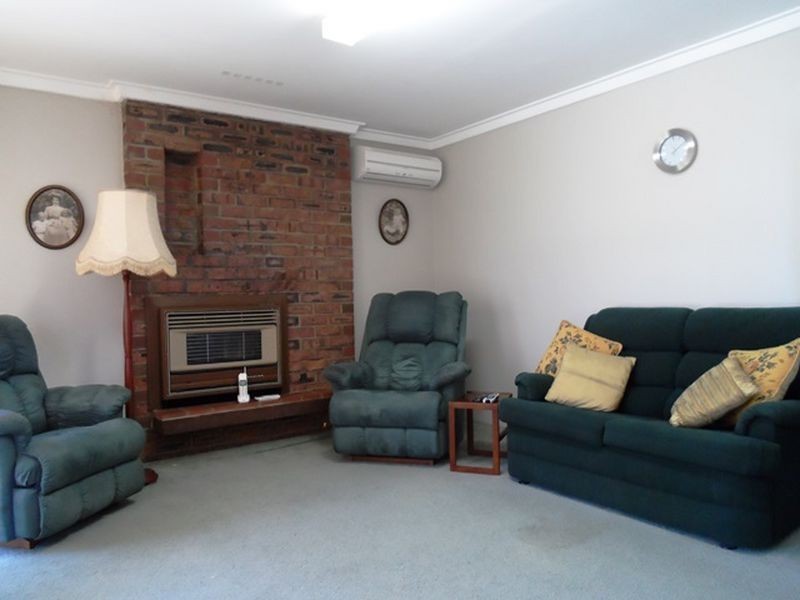 15 Hutt Court, Two Rocks WA 6037