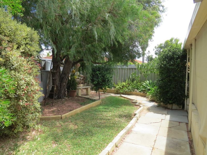 17A Henty Court, Two Rocks WA 6037