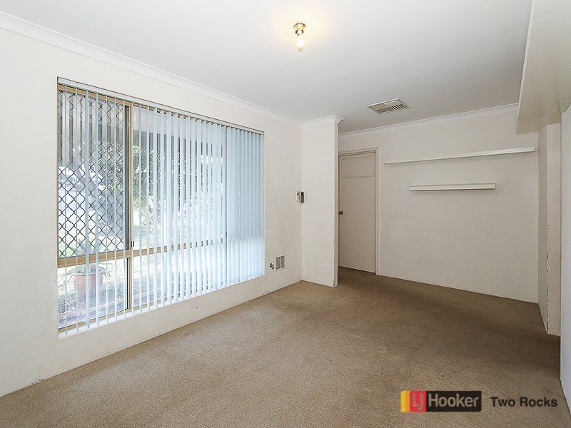 27 Whitfield Drive, Two Rocks WA 6037