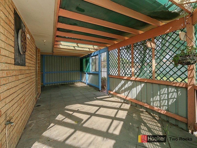 27 Whitfield Drive, Two Rocks WA 6037