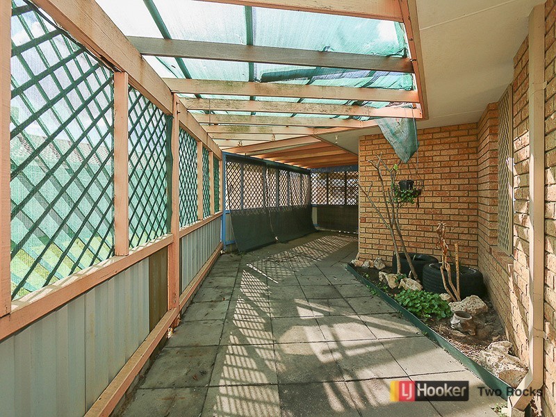 27 Whitfield Drive, Two Rocks WA 6037