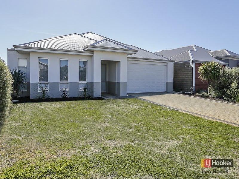 12 Clearview Street, Yanchep WA 6035
