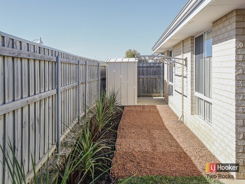 12 Clearview Street, Yanchep WA 6035