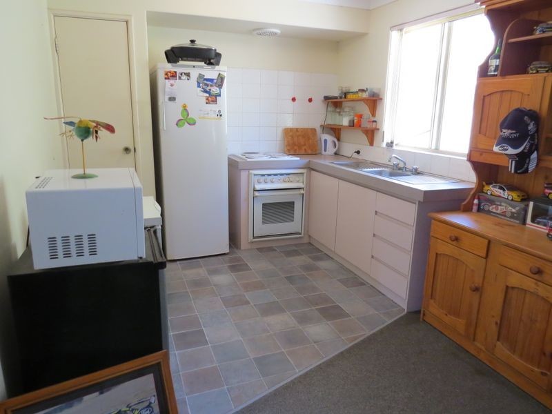 2 Asche Way, Two Rocks WA 6037