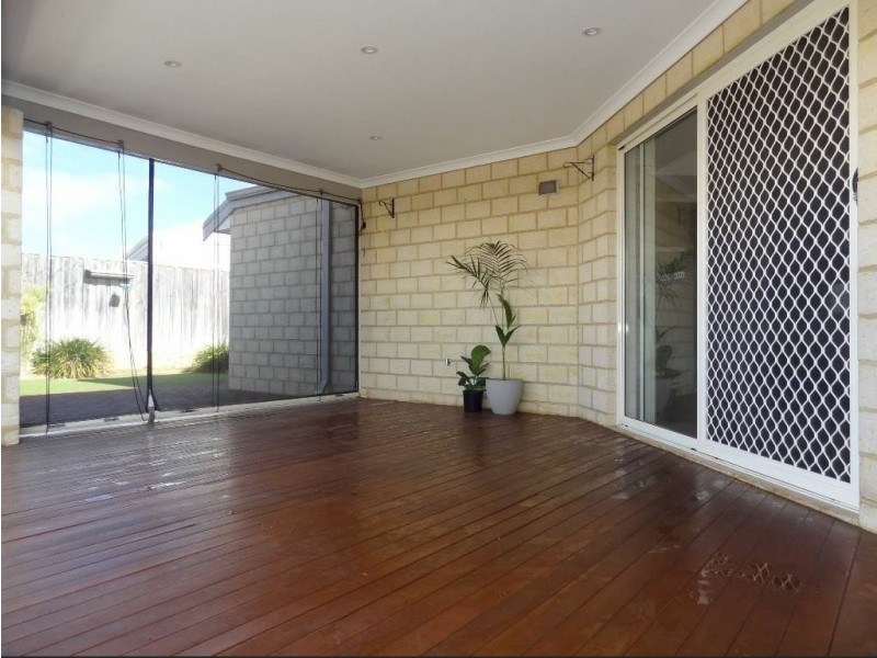 1 Seadrift Street, Yanchep WA 6035